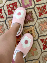 Load image into Gallery viewer, Pink Flower Power Slippers
