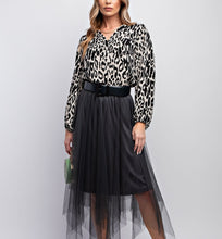 Load image into Gallery viewer, Leonella Leopard Print Blouse
