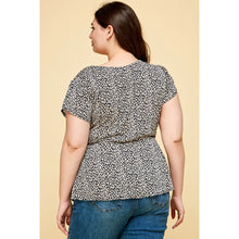 Load image into Gallery viewer, Plus Size Animal Print Wrap Top
