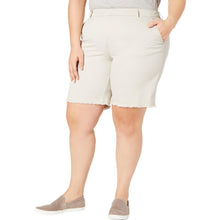 Load image into Gallery viewer, Plus Size Bermuda Shorts
