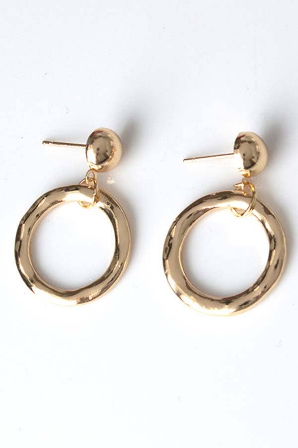 Chic Gold Hoop Earrings