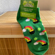 Load image into Gallery viewer, St. Patrick&#39;s Day Theme Novelty Socks
